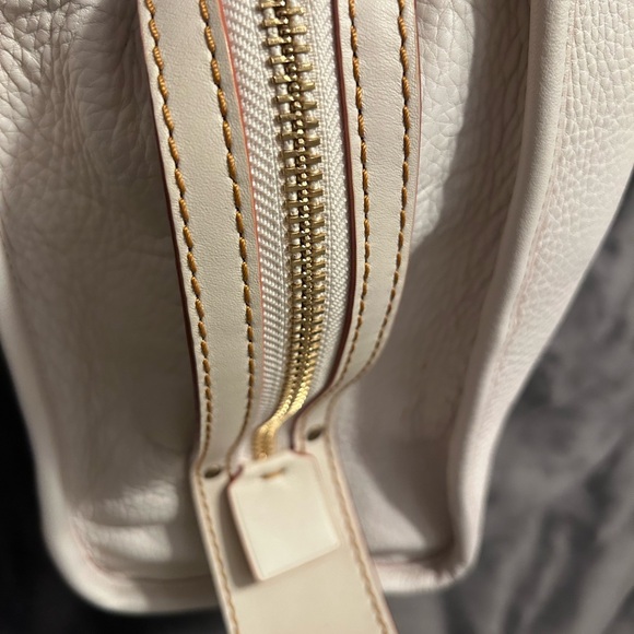 Coach Rogue 30/31 in Chalk/Oxblood - Picture 7 of 12